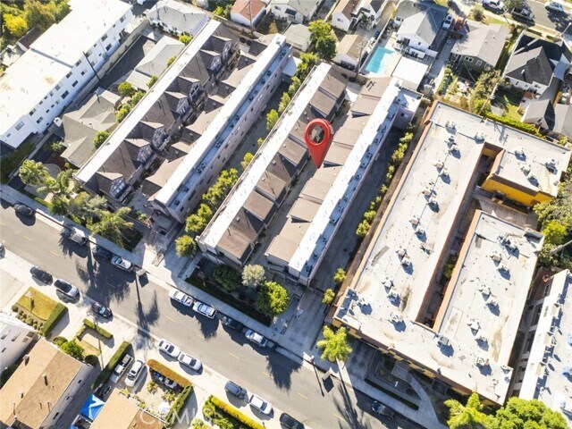 Building Photo - 1116 E Palmer Ave