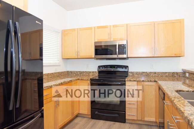 Building Photo - 2BR w/ Underground Parking Near TRAX