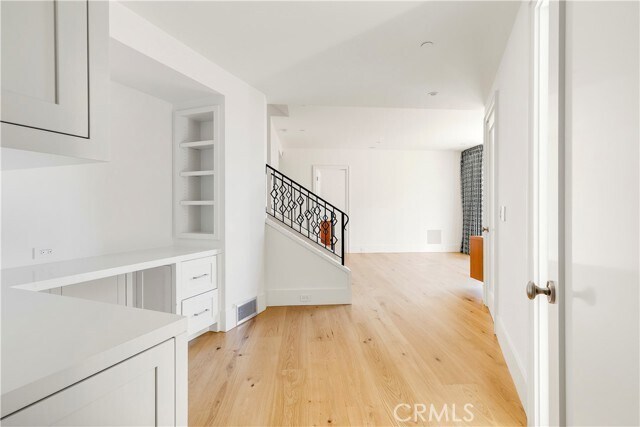 Building Photo - 420 Emerald Bay