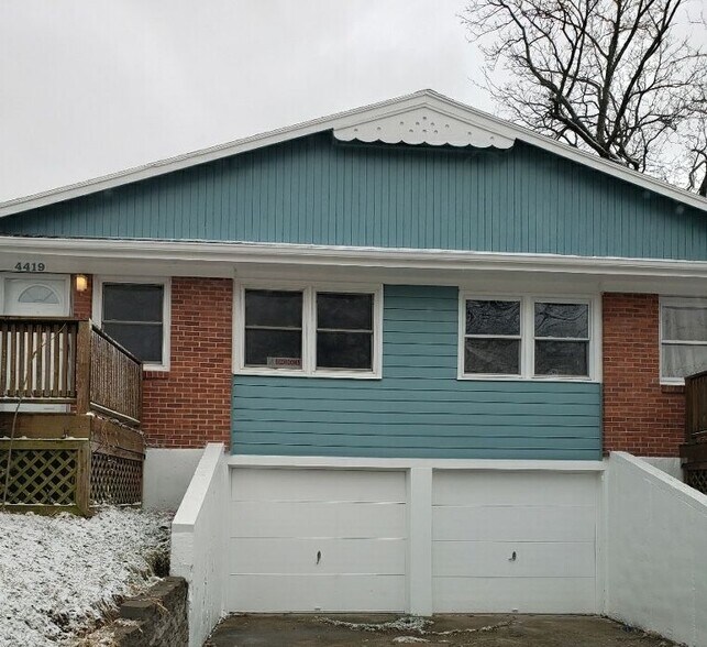 Primary Photo - 4419 E 56th St