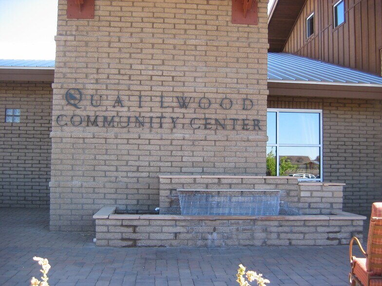 Building Photo - 608 N Robles St