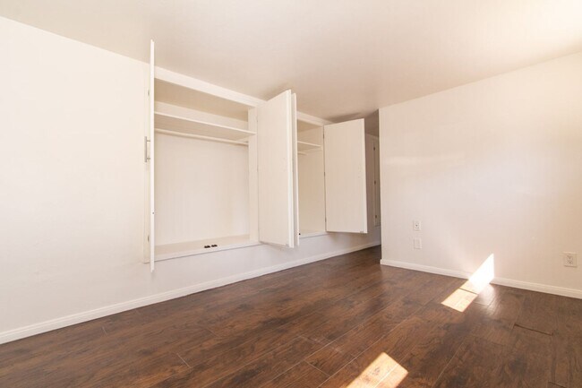 Building Photo - Charming Cottage Style Studio With Fenced in Yard in the Pocket of North Park + South Park