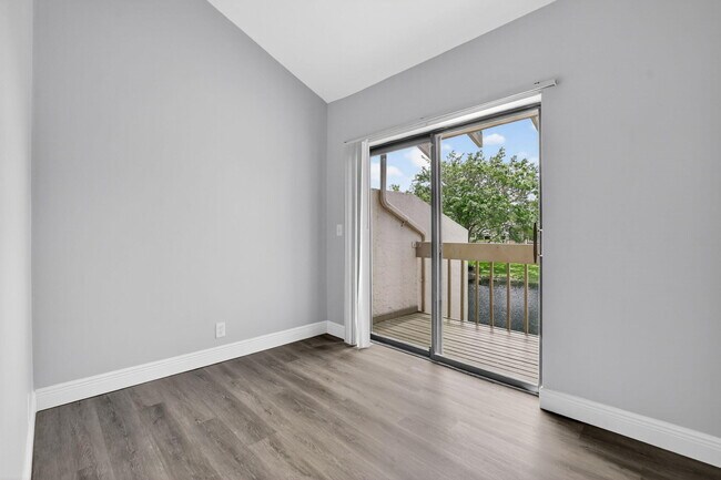 Building Photo - 22847 Ironwedge Dr