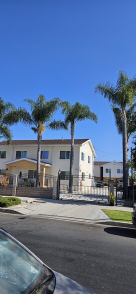 Building Photo - 1613 W 227th St