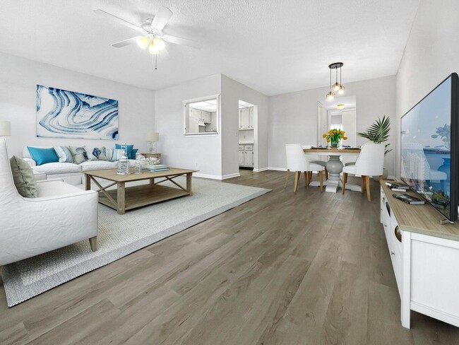 Building Photo - 94 Northampton E