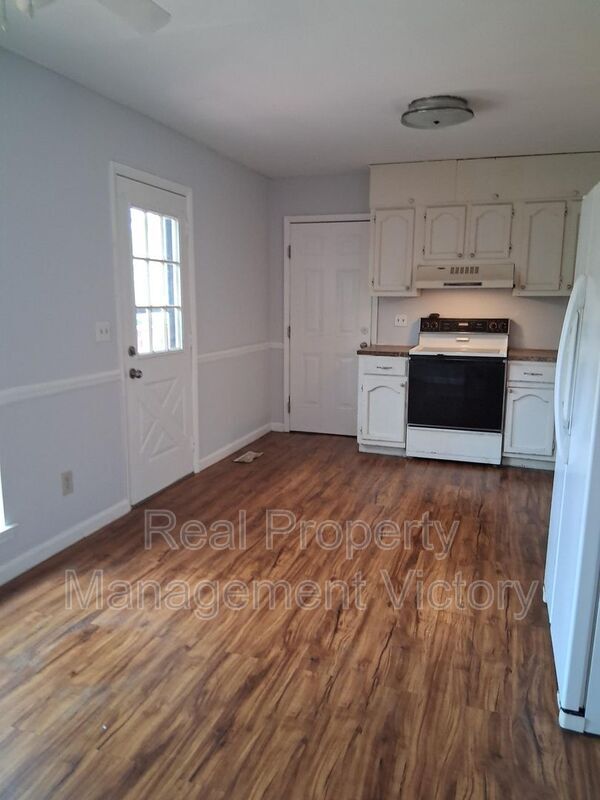 Building Photo - 1757 Tahiti Ln