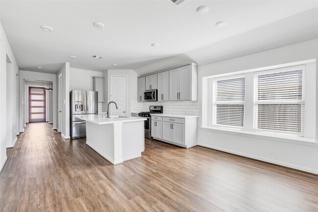 Building Photo - 15419 Kirkdell Bend Dr