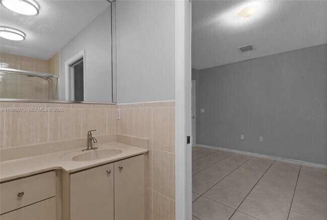 Building Photo - 10168 NW 126th Terrace