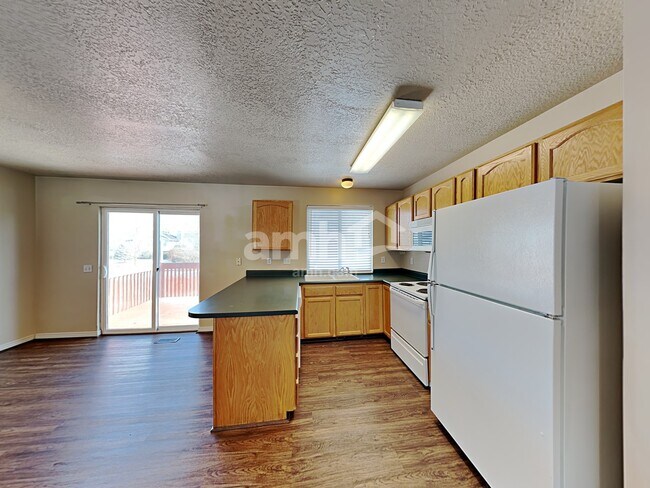 Building Photo - 4716 S 3950 W