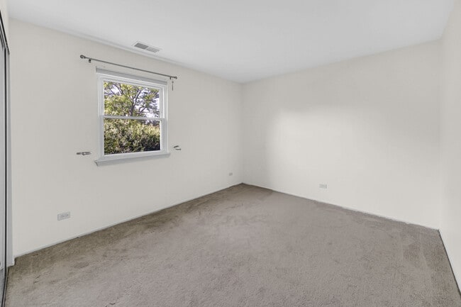 Building Photo - 2403 Mallow Ct