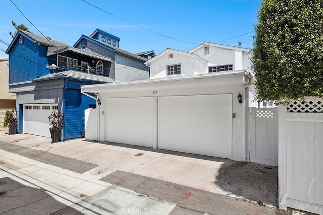 Building Photo - 121 Onyx Ave