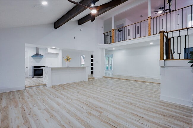 Building Photo - 2902 Misty Park Dr