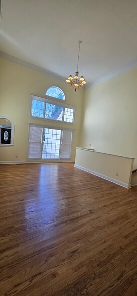 Building Photo - 5135 Cobblestone Way NW