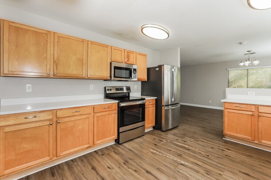 Building Photo - 1071 E Desert Moon Trail