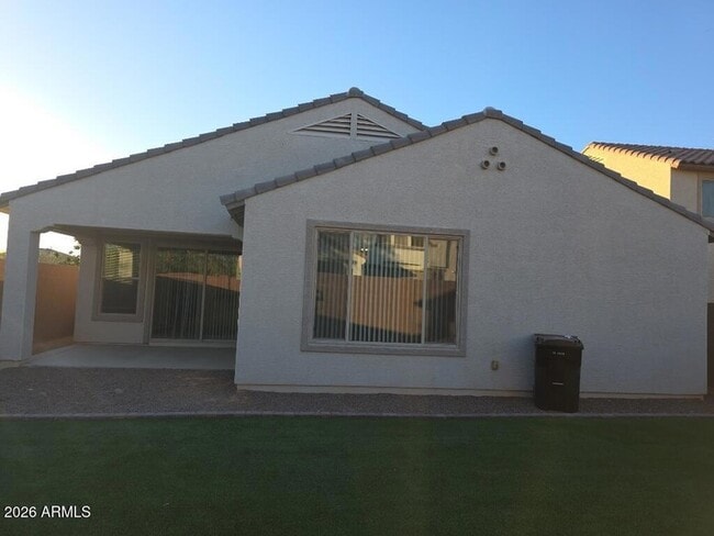 Building Photo - 16416 W Cottontail Ln