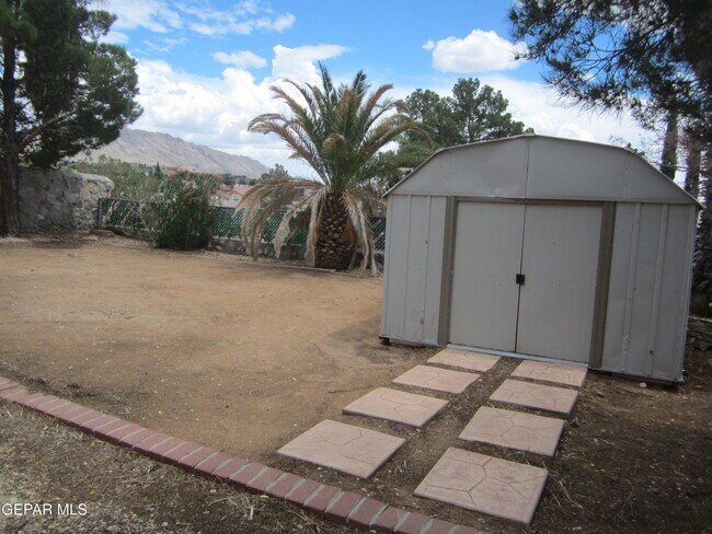Building Photo - 6924 Imperial Ridge Dr