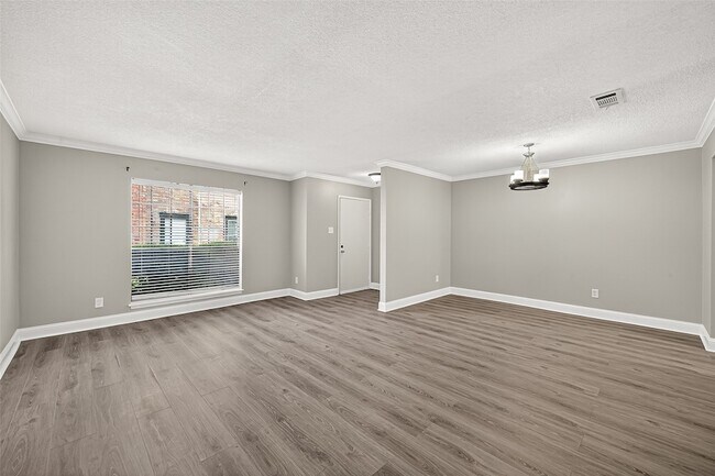 Building Photo - 14535 Misty Meadow Ln