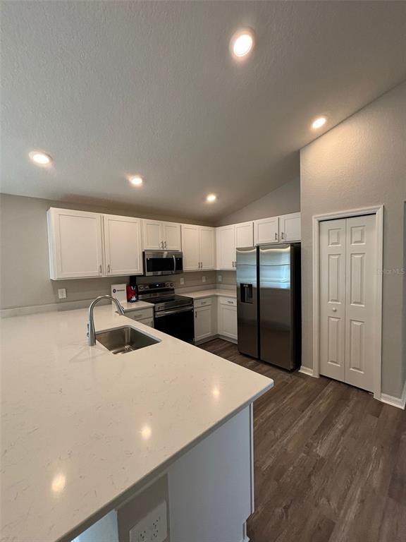 Building Photo - 1850 Daystar Dr