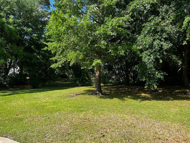 Building Photo - Home for Rent in the Avenues of Myrtle Beach