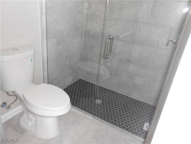 Building Photo - 937 Graystone Ave