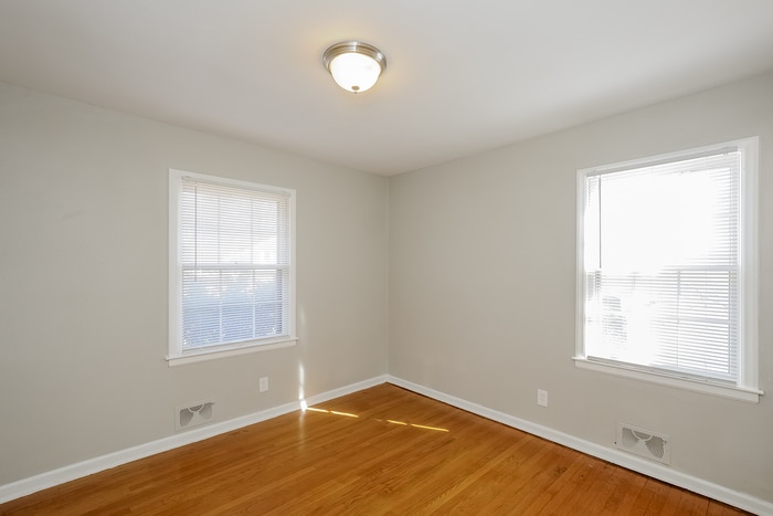 Building Photo - 10505 E 79th St