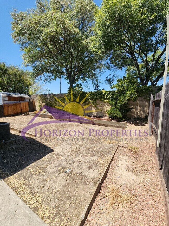 Building Photo - 8323 Adagio Way