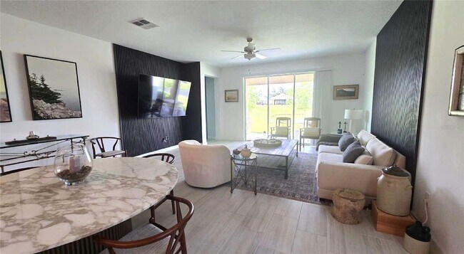 Building Photo - 10583 Tupper Cay Dr