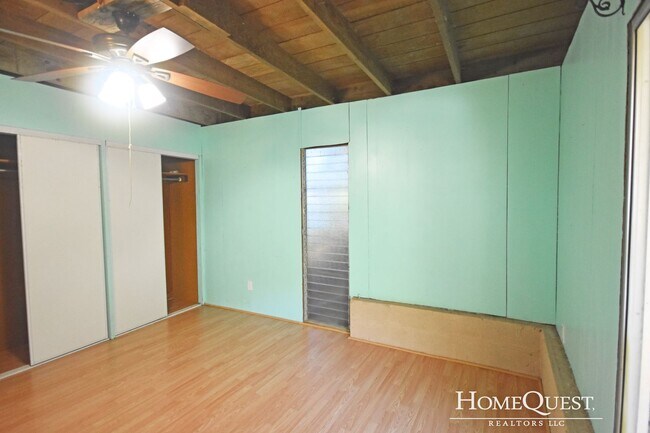 Building Photo - Large 4BR/2.5BA Home with a View!  $4500/mo