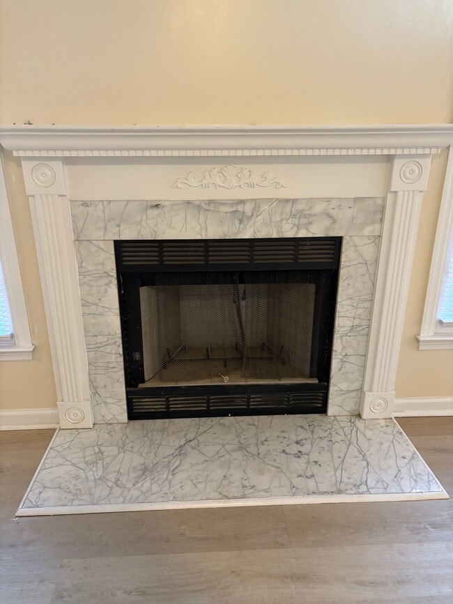 Building Photo - 1135 Derbyshire Rd