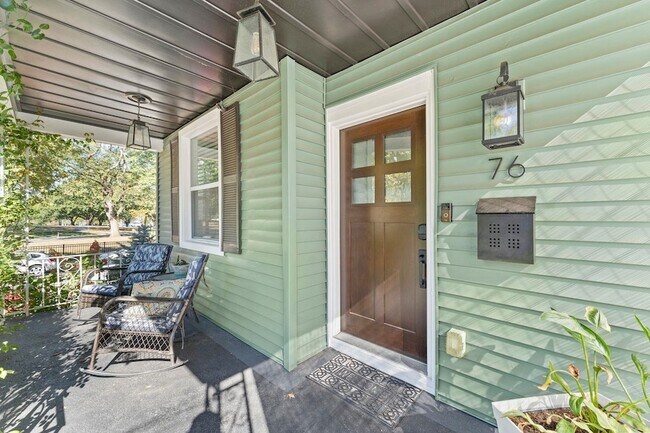 Building Photo - 76 Condict St