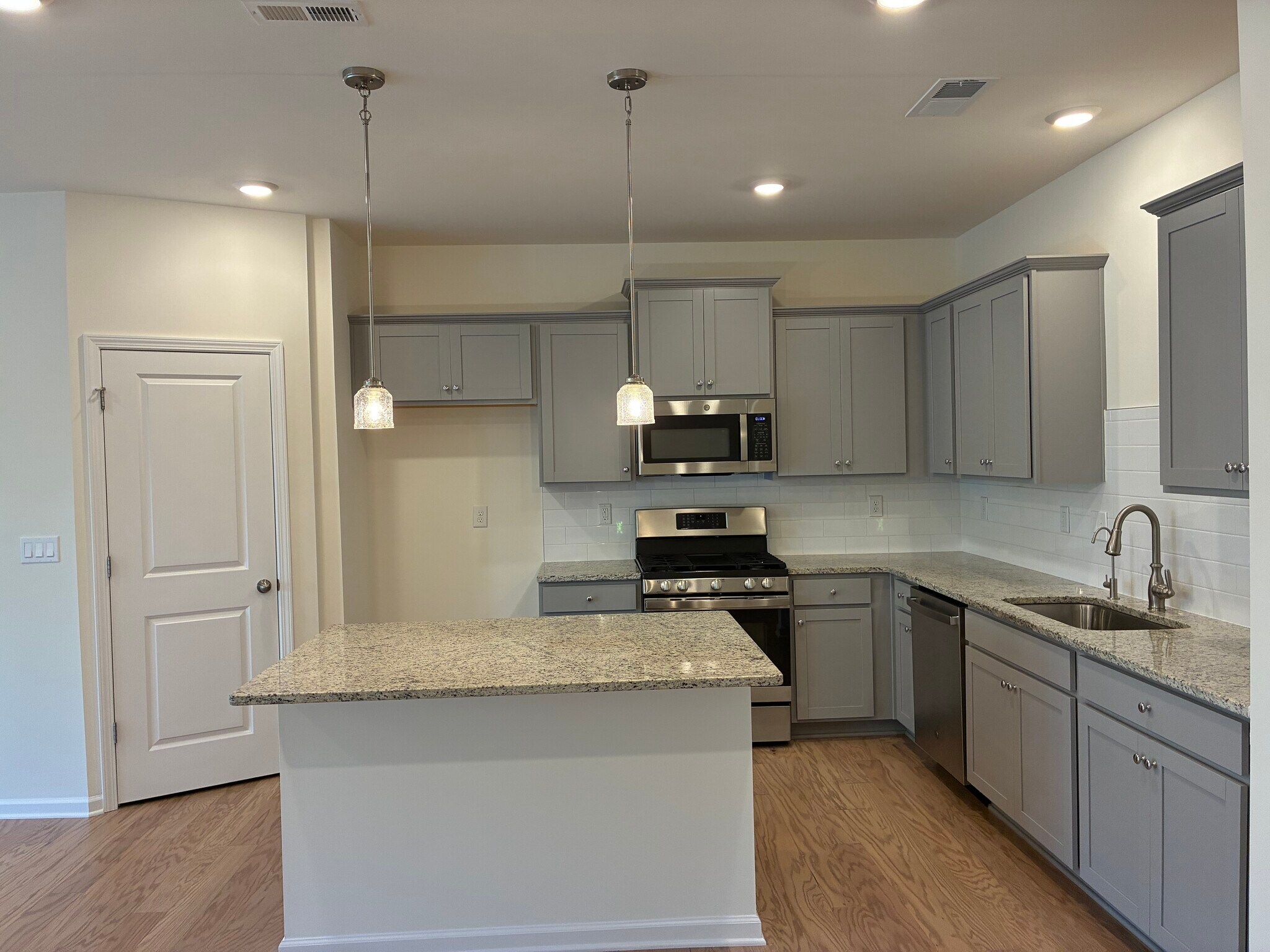 Building Photo - 275 Harpers Run Ln