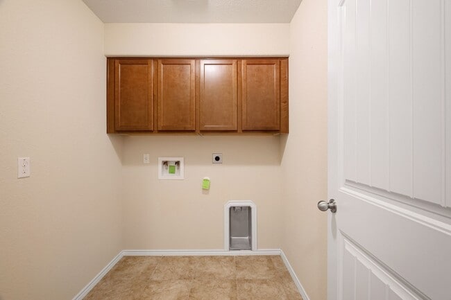 Building Photo - Spacious 3 Bedroom, 2 Bath Home in Jarrell w/ Easy Access to IH-35