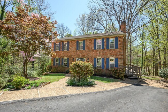 Primary Photo - Spacious Canterbury Hills Home