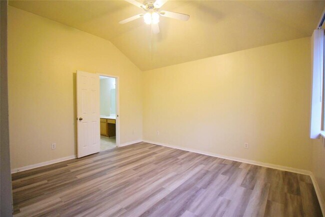 Building Photo - 21826 Raven Tree Ct