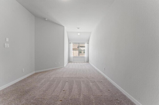 Building Photo - 16514 Lake Austin St