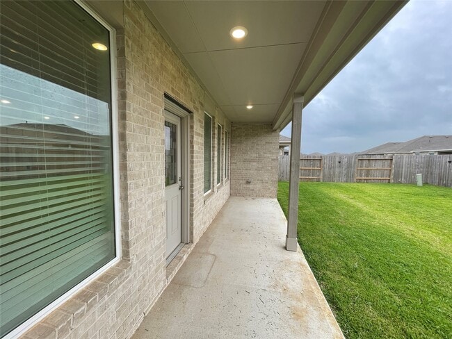 Building Photo - 16503 Texas Palmetto Wy