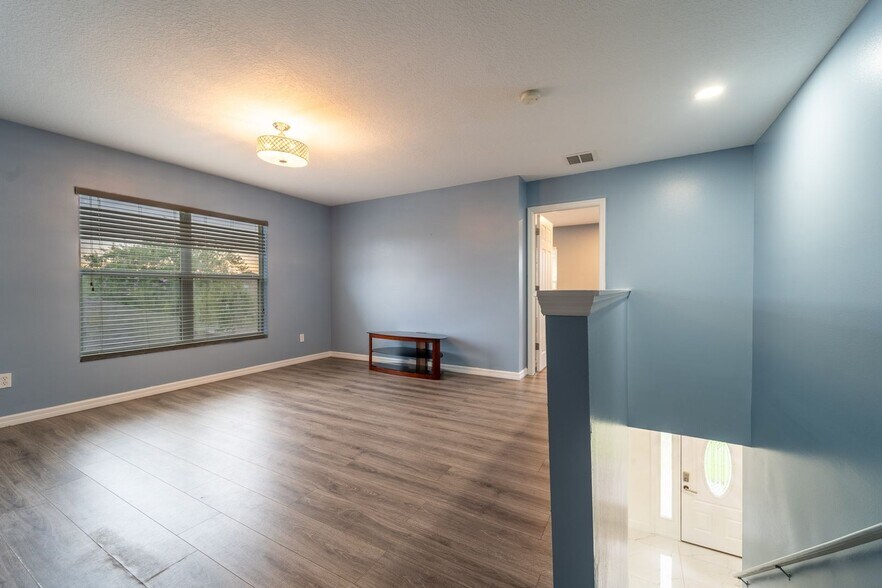 Building Photo - 129 Bella Rosa Cir