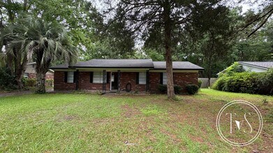 Building Photo - RATE DROP ALERT (was $2000/month) & FALL M...