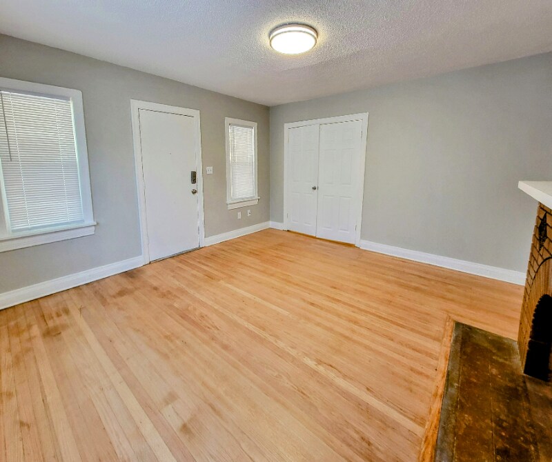 Building Photo - 2528 NW 11th St