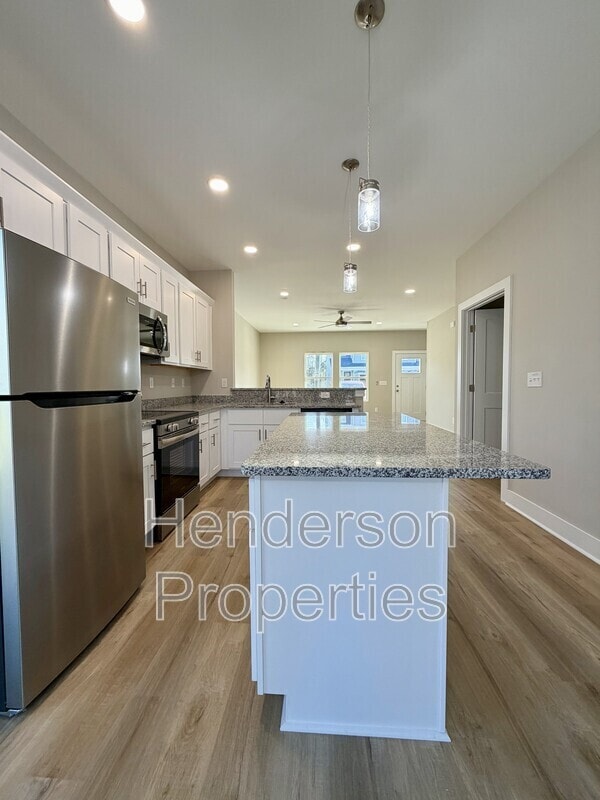 Building Photo - 75 Woodsdale Pl SE