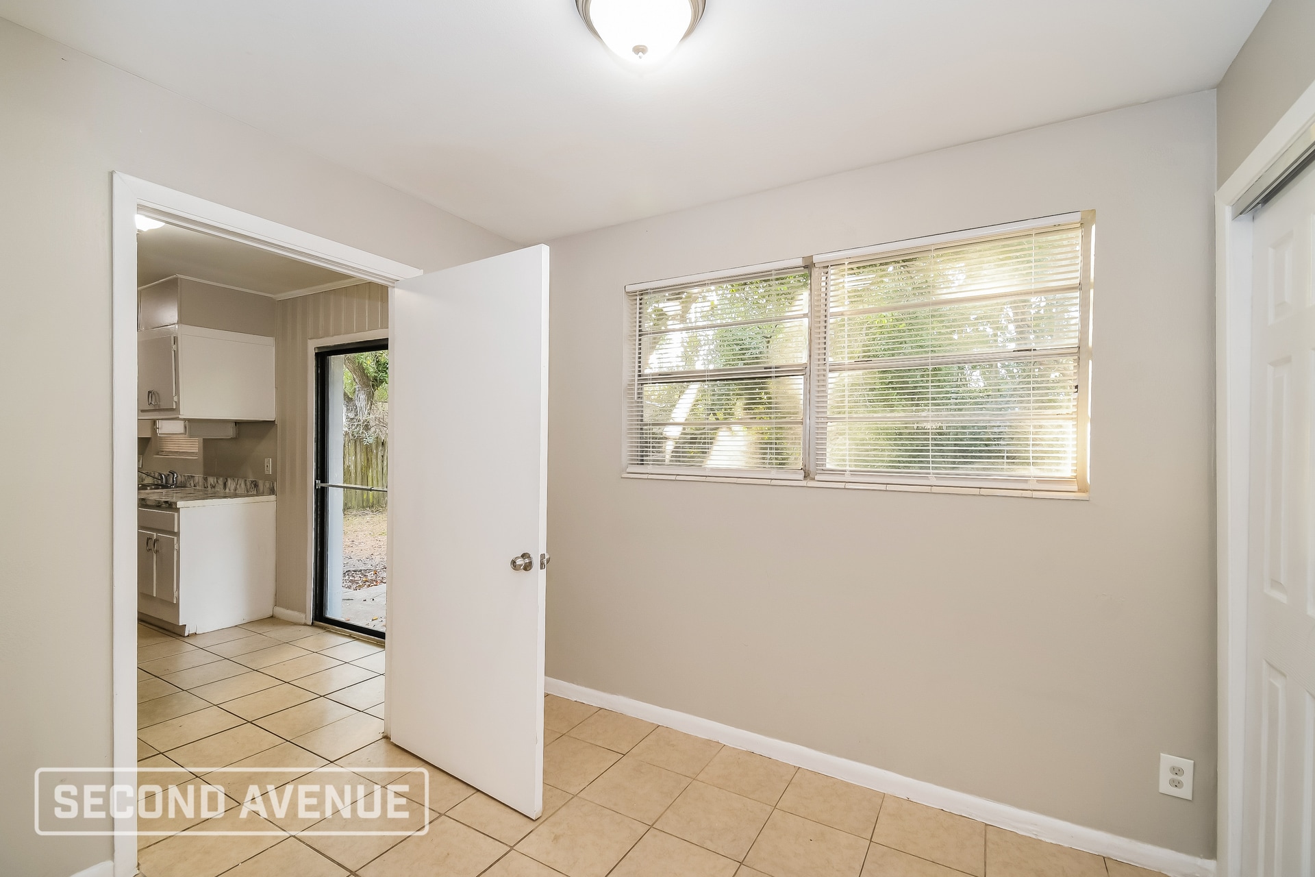 Building Photo - 4508 Tango Ln W