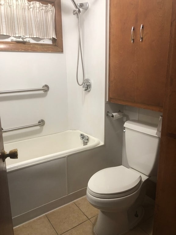 Building Photo - 24 Linden St