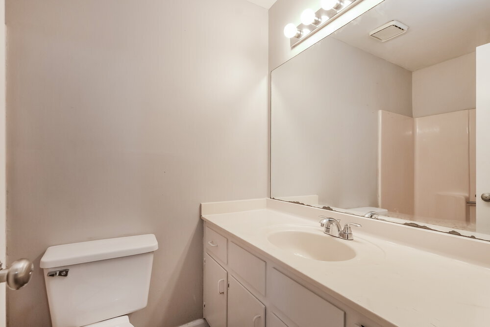 Building Photo - 2915 Winchester Dr