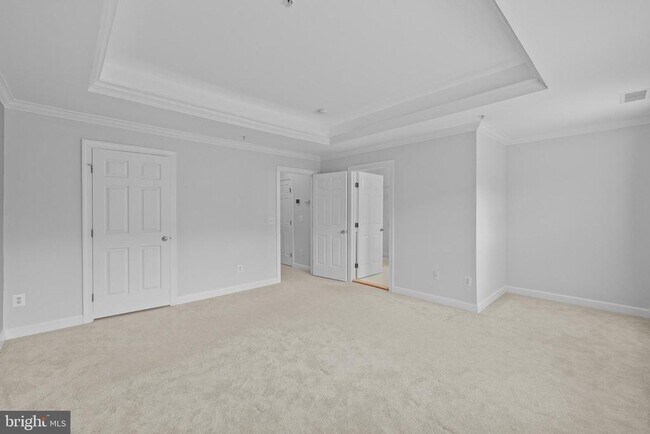 Building Photo - 271 Murtha St