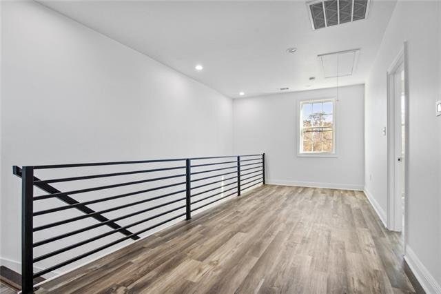 Building Photo - 424 Cougar Dr
