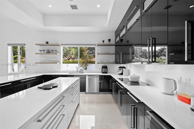 Building Photo - 9580 SW 101st Terrace