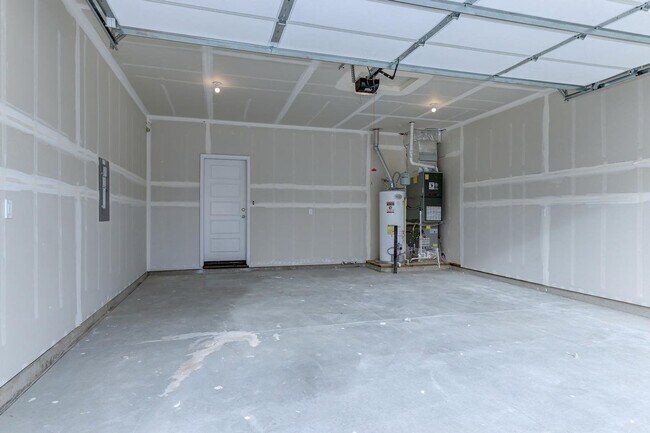 Building Photo - 2207 Ison Ct