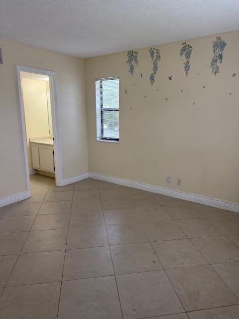 Building Photo - 21911 Lake Forest Cir