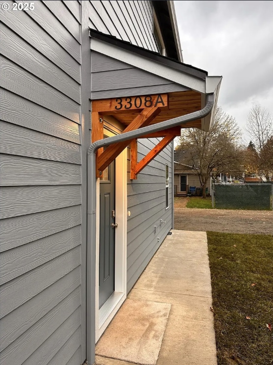 Building Photo - 3308 Q St