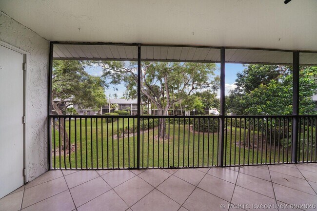 Building Photo - 1284 S Military Trail